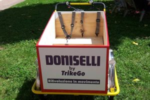 FD01new-Bambini-N-Furgoncino-Doniselli-porta-2-bambini-com-panca(1)